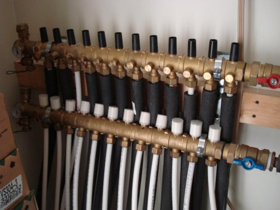 Отопление дома с помощью теплого пола.