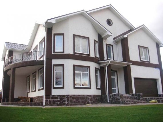 Варианты отделки фасадов домов