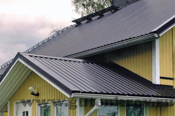 Где используют в строительстве профнастил?