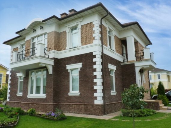 Популярные материалы для отделки коттеджей