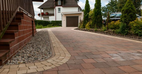 Достоинства тротуарных плит