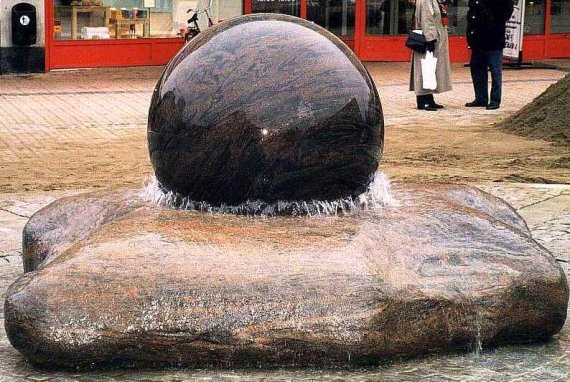 Из каких материалов изготавливают современные памятники?