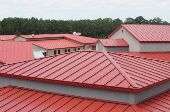 Использование профнастила в строительстве