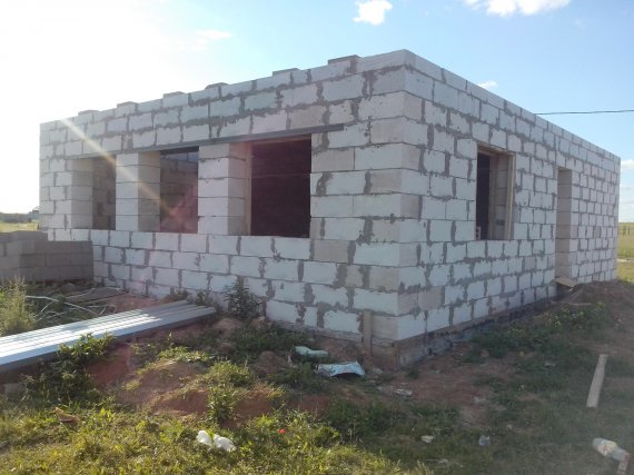 Этапы строительства дома из блоков