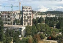 Крым надо лечить, а его припудривают