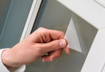 Защитные пленки на окна: какие они бывают?