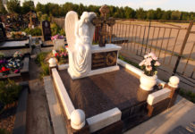 Как выбрать надгробный памятник?