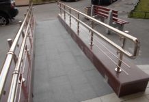 Какие требования предъявляет закон к пандусам для инвалидов?