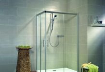 Особенности душевых ограждений из стекла
