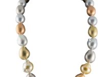 С чем носить жемчужные бусы