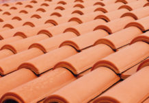 Какая керамическая черепица лучше?