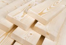 Доска сухая строганная: особенности и преимущества