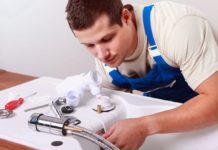 Что в ходит в услуги сантехника?