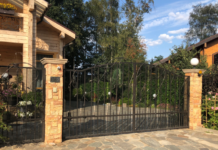 Преимущества и недостатки распашных ворот