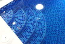 Отделка бассейна мозаикой от КирПул: идеальный вариант его облицовки