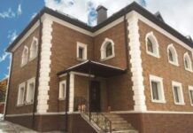 Как выбрать фасадные панели для дома?