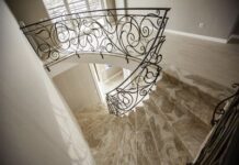 Мраморная лестница: выразительный элемент декора