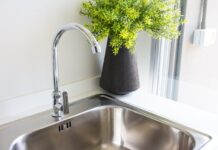 Плавный дизайн моек Флорентина Нире