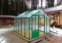 Мини-теплица Ботаник: преимущества конструкции