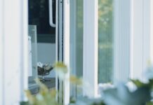 Окна ПВХ: дополнительные опции остекления