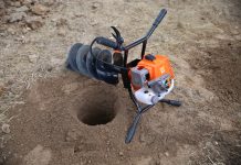 Какой мотобур лучше для земляных работ?