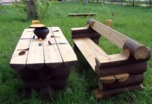 Как сделать скамейку из бревен своими руками?