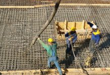 Как проходят монолитные работы и заливается бетонная смеcь?