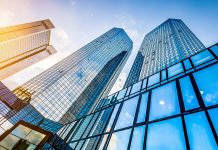 Что представляет собой коммерческая недвижимость?