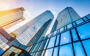 Что представляет собой коммерческая недвижимость?