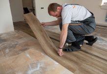 Что представляет кварцвиниловая (ПВХ) плитка: где ее применяют?