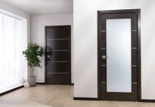 Как выбрать недорогие межкомнатные двери?