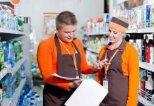 Чем занимаются мерчендайзеры в строительном магазине