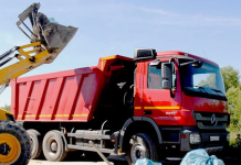 Эффективный Вывоз Строительного Мусора: Роль Самосвалов в Обеспечении Чистоты Городской Среды