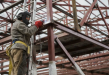 Монтаж металлоконструкций в Москве: всё, что нужно знать для успешного проекта